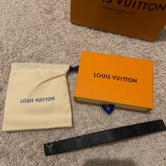 Louis Vuitton Black Bracelet - Picture 2 of 3